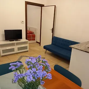 casa-di-rosy.lecce-hotels.com/