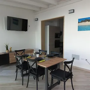 casa-romeo.lecce-hotels.com/